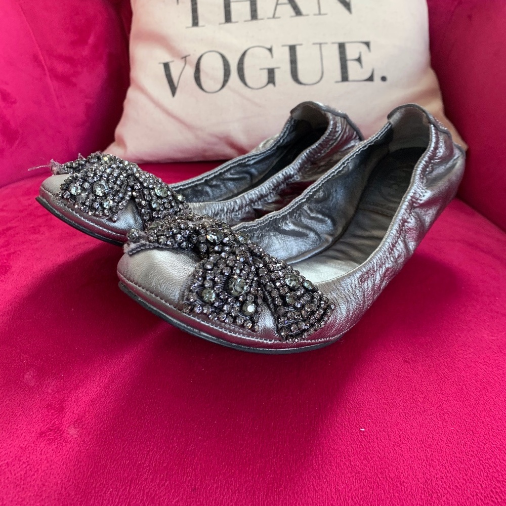 tory burch glamour flats